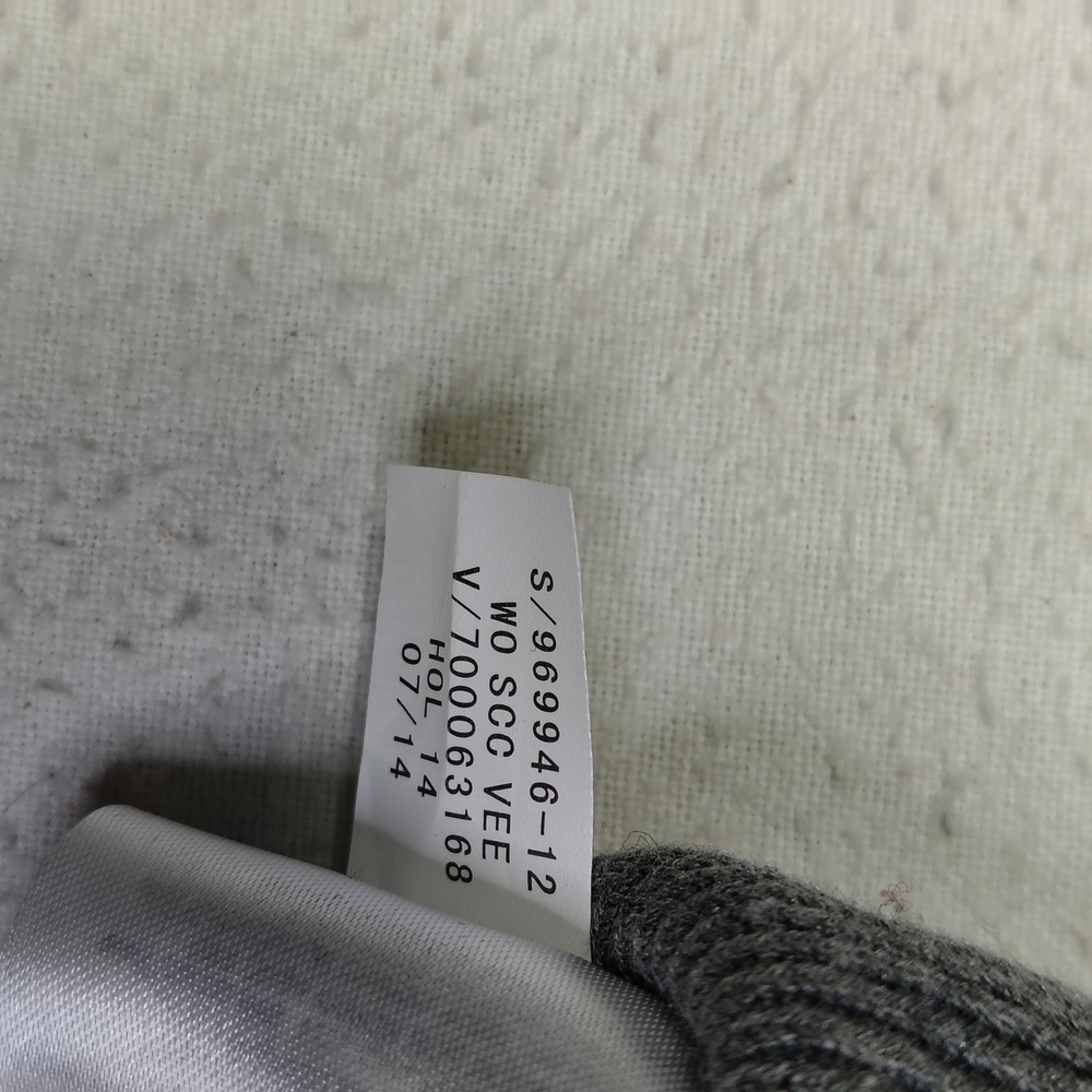 Banana Republic Sweater Mens Large Gray Silk Cashmere Blend Luxury Knit V-Neck - Picture 10 of 11